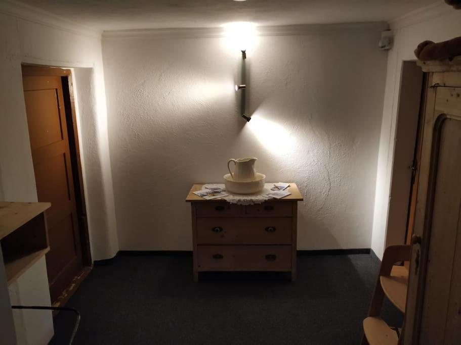 Upcycling Appartement Fischl - Nachhaltig Und Kreativ Wohnen Fuer Gross Und Klein Jenbach Exterior foto