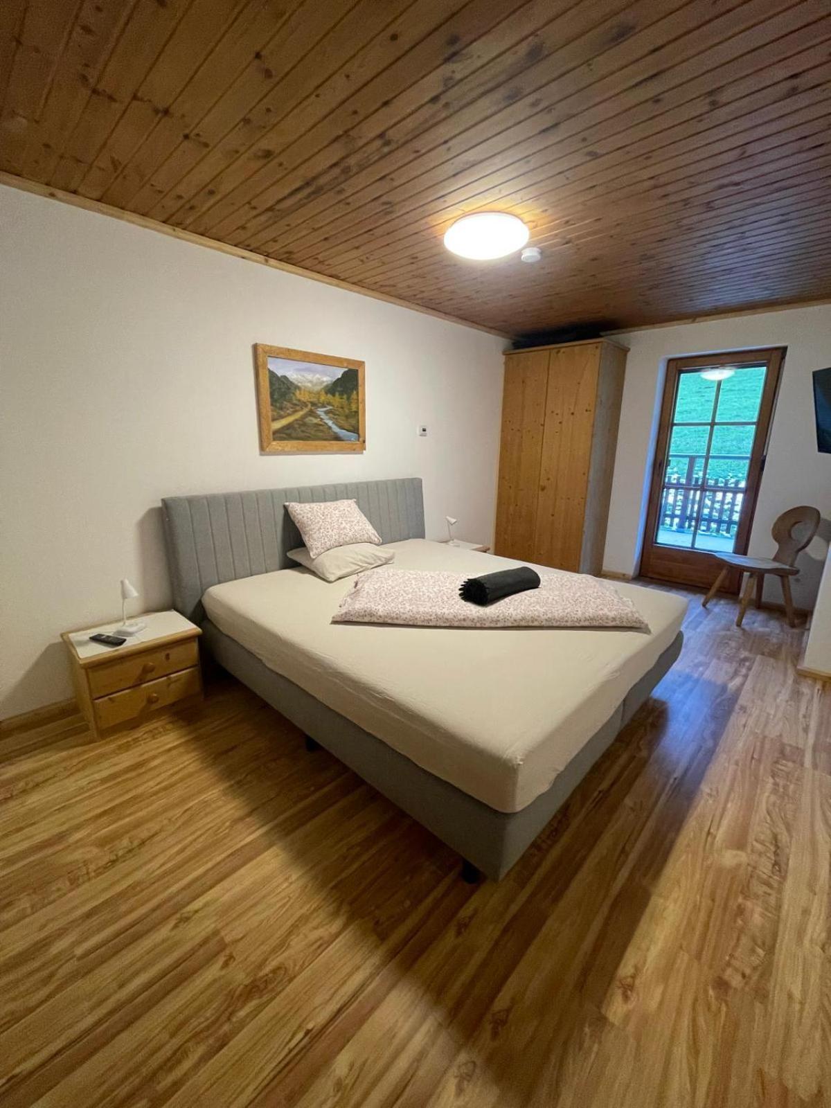 Upcycling Appartement Fischl - Nachhaltig Und Kreativ Wohnen Fuer Gross Und Klein Jenbach Exterior foto